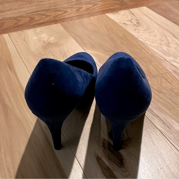 Blue Suede Heels 💙 - Picture 4 of 4
